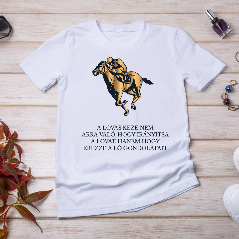 A lovas keze - lovas idézetes póló